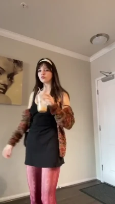 katiielady - left / right