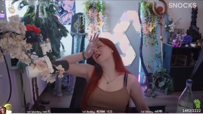 kdrkitten - can i sit on ur face? 🥺