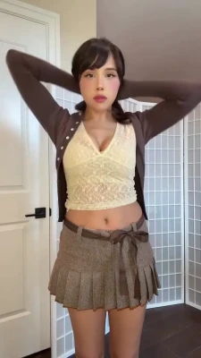 neekolul - Let me ride you with my big ass while you slap it 🔥