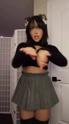 neekolul - Sucking a big cock in Glasgow