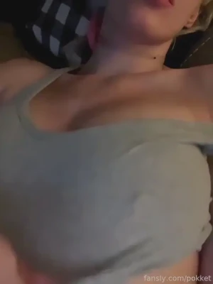 pokket_official - POV  I m on top of you