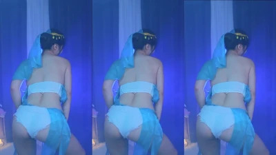 grillrae_0 - Showing off to everyone outside