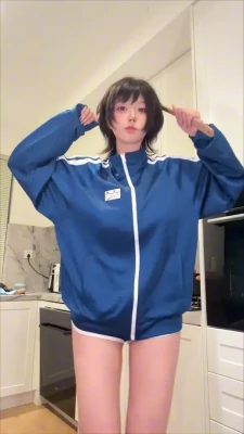 takomayuyi - Just a sample 🥛 go check your DM for video of fun! Titty Tuesday