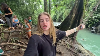 cocottee - should i move the camera up just a lil higher
