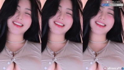 ji_hyun - This is pretty much my favorite look these days 🥰