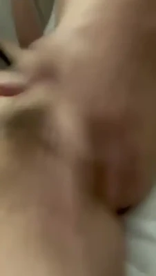 17a - I want your fingers on my pussy