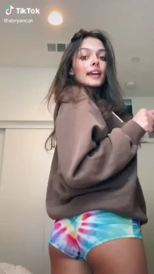 abryancat - Boobs licking