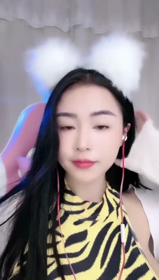 echoyueofficial - Are you a cherry lover  or a bummy cake lover
