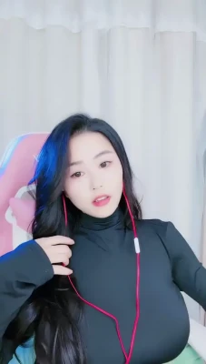 echoyueofficial - Don t worry  Mommy always pulls her panties to the side for good boys