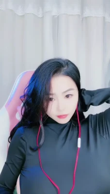 echoyueofficial - Monday, fun day! Slide in my DM to say hello, or STAY and PLAY!
