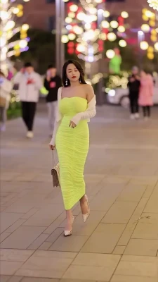 echoyueofficial - 10 days till my bday ! Who is gonna spoil me and get spoiled back