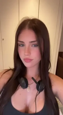 anastasiascarlt - Playing with myself
