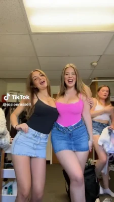 josieerussell - Enjoy your lunch on me   Watch as I take my lunch break in the