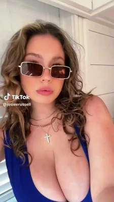 josieerussell - Classy