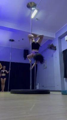 kitzcua - I m a natural woman  I just happen to have a pretty pussy  amp  body