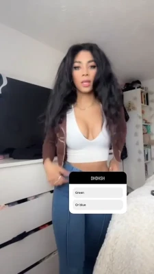 itssunpi - Swipe left   do I upload an anal video or d1ck sucking video later