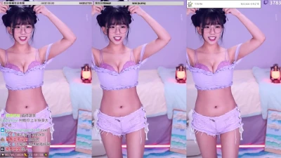 tszling_soncho - Getting ready for my shower