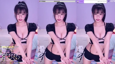 tszling_soncho - Treat this princess to some new underwear this Christmas because Im