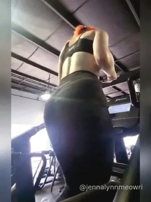 jennalynnmeowri - these shorts should be illegal with how well they hug my ass 😤