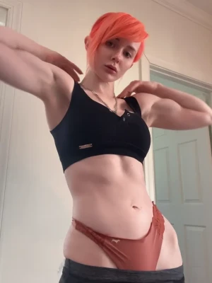 jennalynnmeowri - Afternoon ending in Island of Magic Showing my muscles at the beach