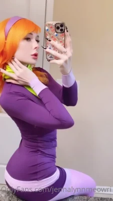 jennalynnmeowri - 50 year old boobs what do you think xx