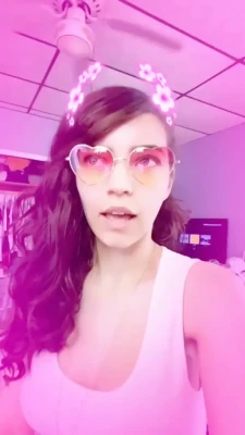 brittanywears - Could you concentrate behind me