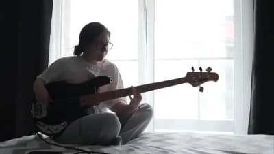 juliaplaysgroove_official