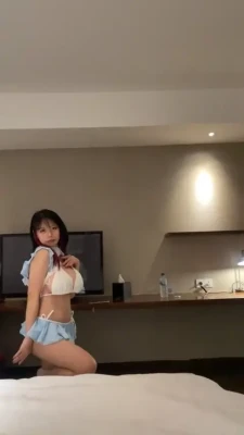 yuura_tamaki - In this photo  my mouth looks very sexy  I eat watermelon naked on