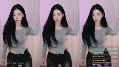 leebumzi - I don't know if you've noticed, but I'm feeling a little bit horny