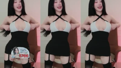 rockpuppysing - Post cum selfie in the dressing room  So horny to have fun with