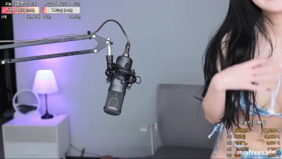 s_fute19 - I decided to play around with my pussy while I still had my panties part 1