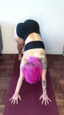 bendymuse - Naked witch 🧙‍♀️ ✨