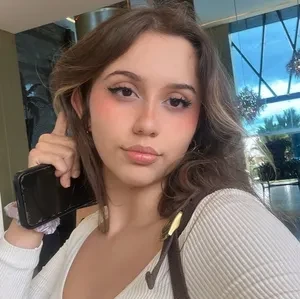 emikukiss