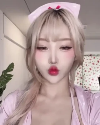 girlcrush_tr - Sin censura la foto de insta 😈🖤