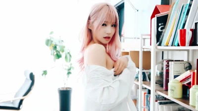 girlcrush_tr - Sending is the most sensual interaction we could possibly have.