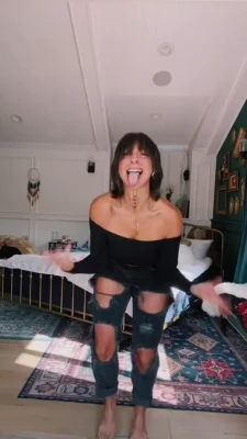 gabbiehanna - Hot Sunday