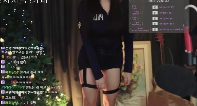 jaehee_s2s - Kieres ducharte conmigo y darme pinga estoy con ganas