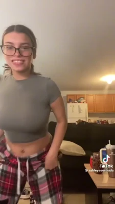 ashleyeeestrada - One hour to edge to ! Cum at the end