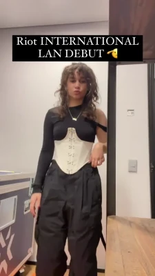 giniiro - Happy Hump Day 🍑