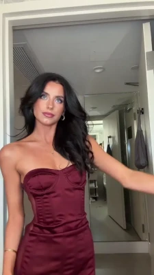addy_kate - Would you fuck me under the big top?
