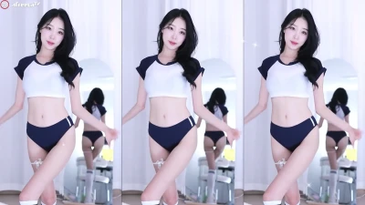 yepp_i - You wanna join me in bed?