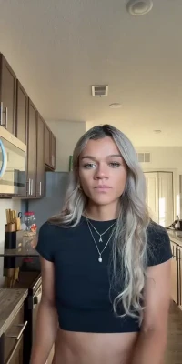 courtneycd - let me help you wind down after a long day baby 🖤😈🖤