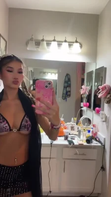 cathleenzehn - brisaasofia    brisaasofia  juicy pussy  Free subscription   Free