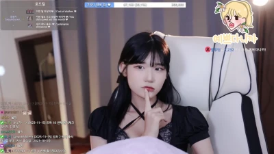 golaniyule_ - Kiss these lips instead
