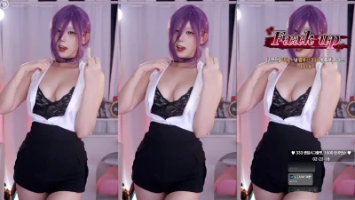 golaniyule_ - More public teasing back when it was possible 😘 part 1
