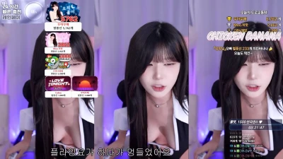 golaniyule_ - Go see my video from last night 😘