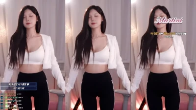 golaniyule_ - I look so cute today 🥰 part 1