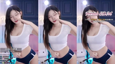 golaniyule_ - Hmm undecided on what next week's vids will be 🥰  I really wanna