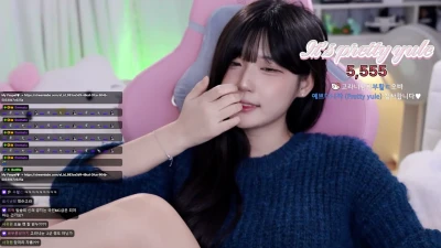 golaniyule_ - 2 cocks is better then 1 😈