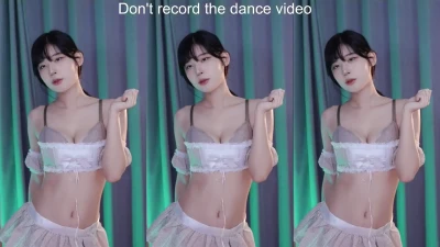 golaniyule_ - anybody want to do yoga with me? help me be more flexible. like if